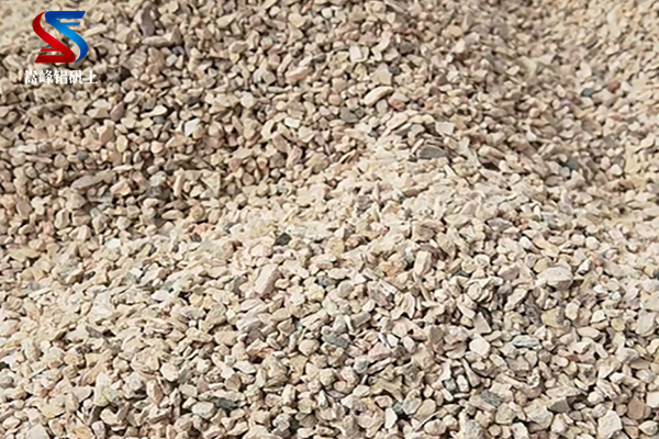 高鋁土礦含有多少氧化鋁?,鋁礬土熟料價格,鋁礬土熟料廠家,鋁礬土,鋁酸鈣粉,鋁礬土骨科 高鋁土礦含有多少氧化鋁?,鋁礬土熟料價格,鋁礬土熟料廠家,鋁礬土,鋁酸鈣粉,鋁礬土骨科